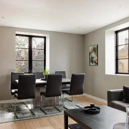 Modern 2-bedroom